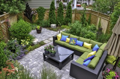 Outdoor Living Space with Pavers