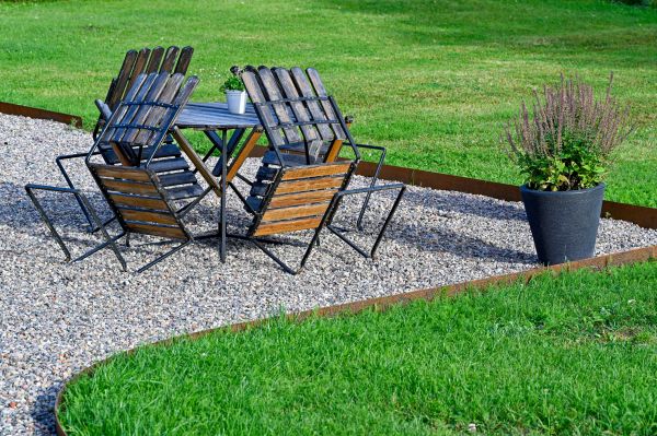 Metal Edging Installation in Brownsville
