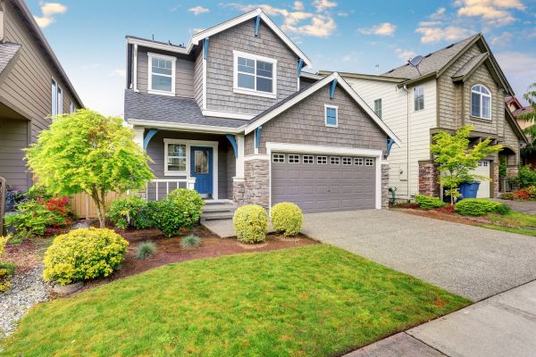 Curb Appeal Landscaping in Brownsville