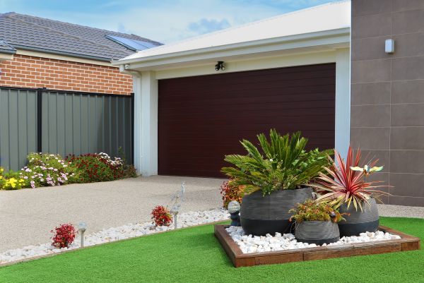 Front Yard Landscaping in Brownsville