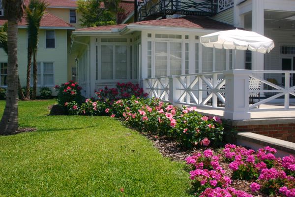 Deck Landscaping Service in Brownsville